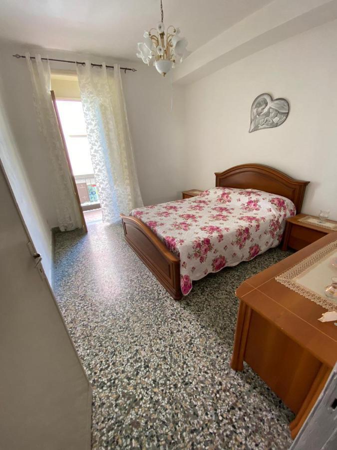 Casa Vacanza Санта-Тереза-ді-Рива Екстер'єр фото